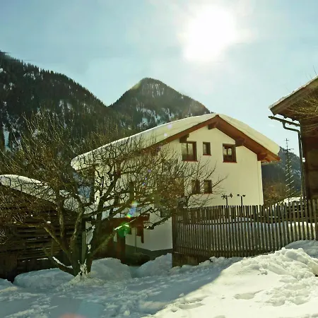 In Near Lift 度假居