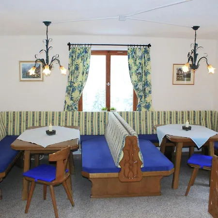 In Near Lift بيت للعطل *